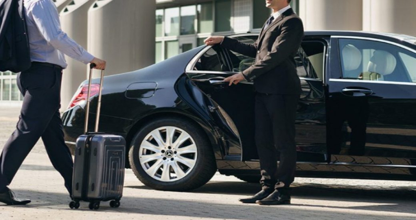 Siem Reap Angkor Airport Transfers By Luxury Car-BMW 7Series 740Li Year 2020